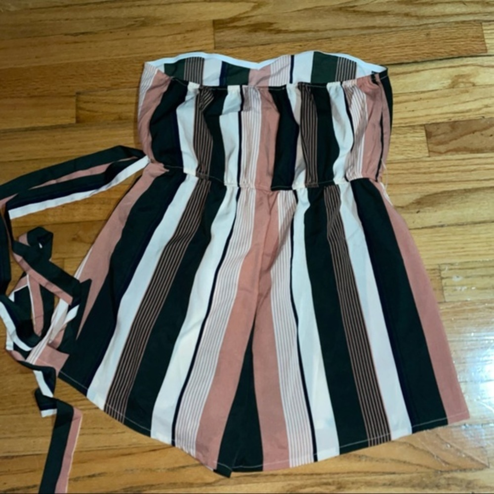 Shein sleeveless striped romper - Picture 5 of 6